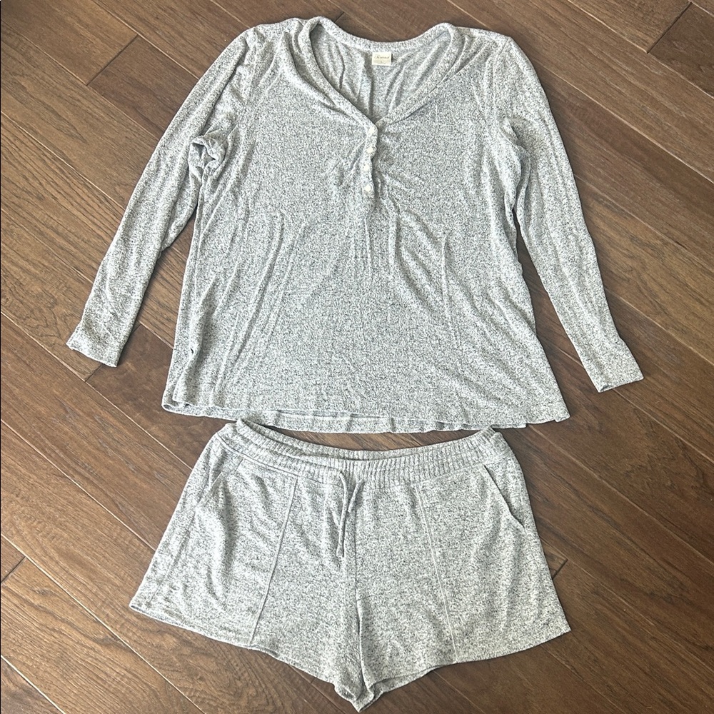 Soma Intimates Gray Long Sleeve Pajama Set